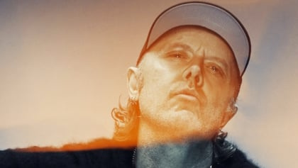 METALLICA's LARS ULRICH Pens Introduction To Latest Edition Of HUNTER S. THOMPSON's 'Screwjack'